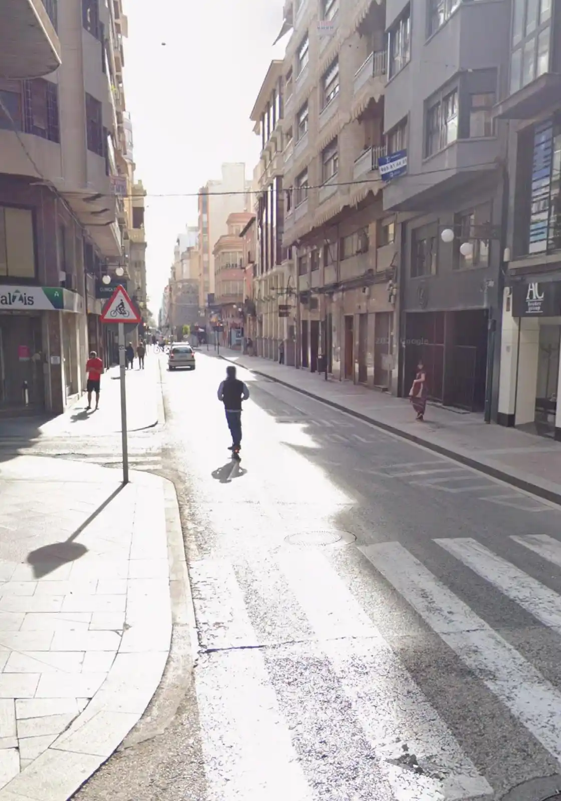 Image from Policía Local de Elche: Calle Puente Ortices, entre calle Capitán Lagier y Corredora, <a class...