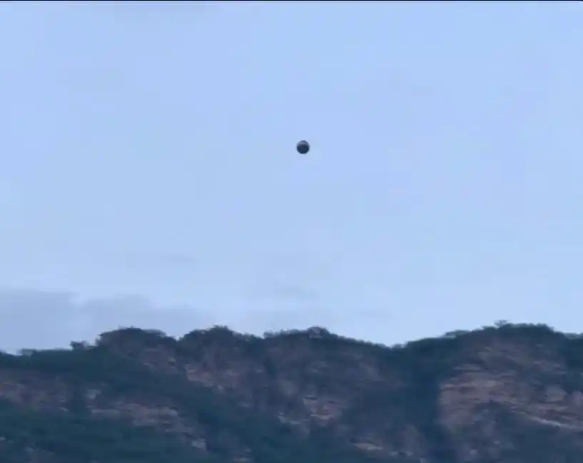 Image from CANAÃ UFO NEWS/INVESTIGATION SCiENTiFiC: https://youtu.be/eFZXMBtLjEk?si=-kCADWjhZ2CV9VTN  *Outra esfera de pra...