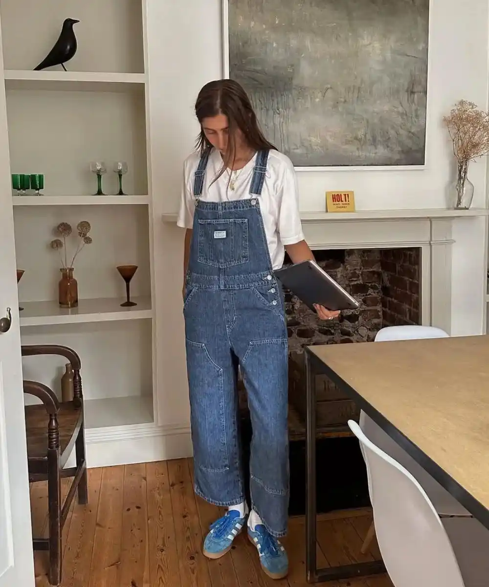 Image from STEAL THE LOOK: Macacão jeans é a peça estilosa do momento! A peça única mais prática ...