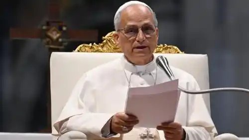 Image from Vatican News PL: *Ojciec Święty ponowił apel o pokój*   O podejmowanie działań pokojowy...