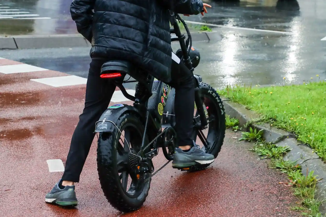 Image from Crime in Brabant: *Oplichters (18 en 19) uit Den Bosch bouwden neppe fatbike-webshop: mo...
