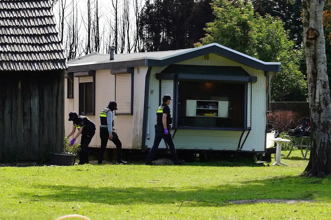 Image from Crime in Brabant: *Tweede politie-inval binnen een maand bij crimineel Jan B. in Hulten*...