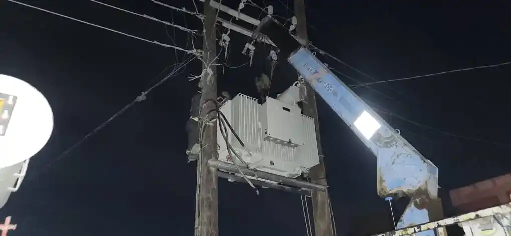 Image from مأرب الان Marib Now: ⚡️ أعمال الصيانة ⚡️ ضمن اعمال الصيانه والتحسين لمنظومة الكهرباء، في ال...