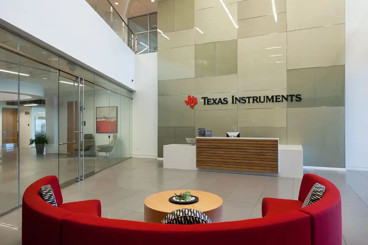 Image from Freshers Jobs Updates: *Company Name:* Texas Instruments  *Profile:* Applications Engineer *E...