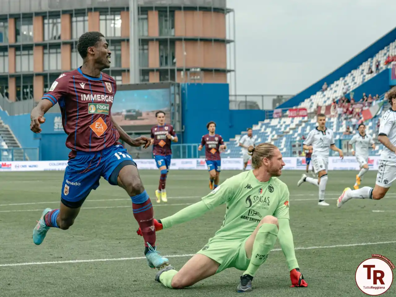 Image from TuttoReggiana: 💼 📝 Definito il nuovo direttore sportivo, il club granata inizia a g...