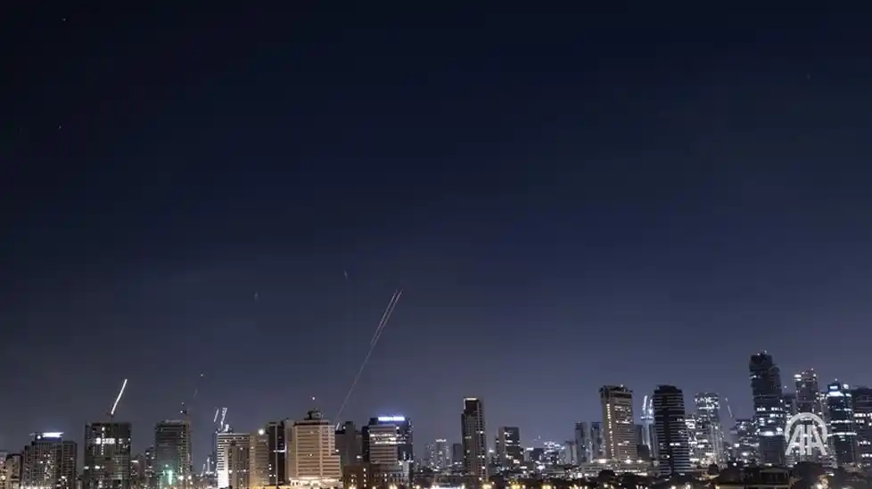 Image from Anadolu English: 💢 Explosion occurred near Norwegian diplomatic residence in Tel Aviv,...