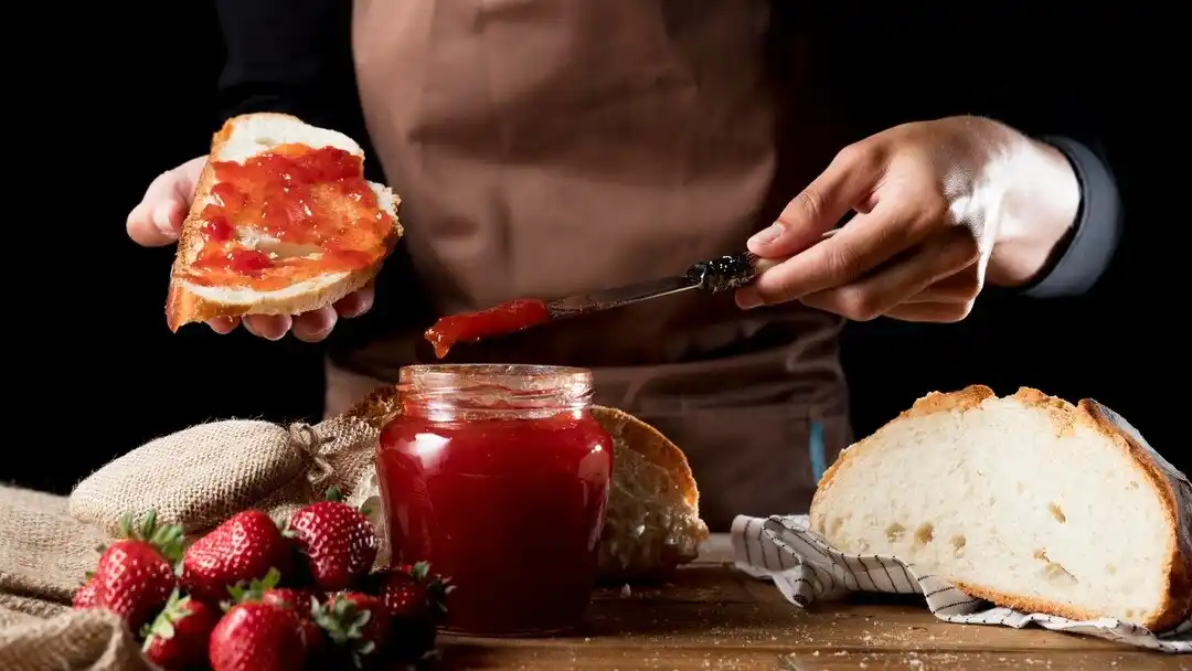 Image from Foodie Mag : How to Make Delicious Homemade Jam Easily https://foodiemag.co.za/how-...