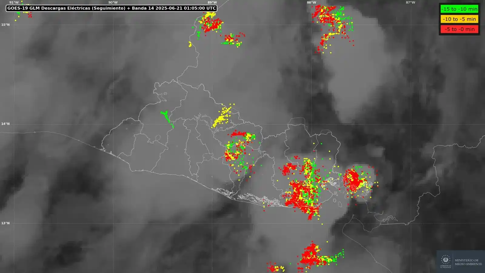 Image from Ministerio de Medio Ambiente El Salvador: Imagen de satélite muestra la persistencia de las tormentas sobre Caba...