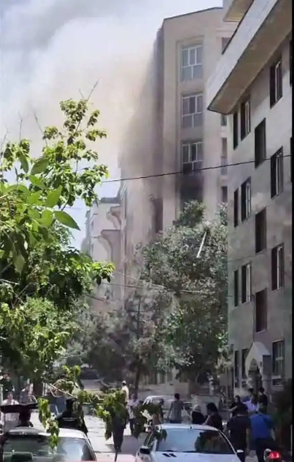 Image from NOTICIAS PROFÉTICAS : IRÁN 🇮🇷 Irán: Un dron israelí ataca un apartamento en un barrio re...