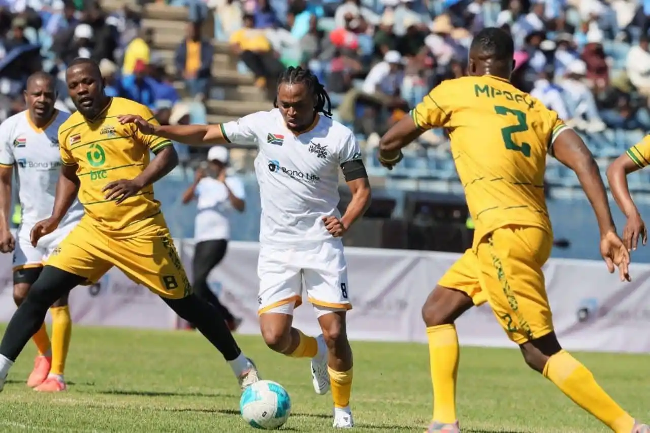 Image from Zimcelebs Official 1: Ma legends edu arohwa nema legends e Joza...