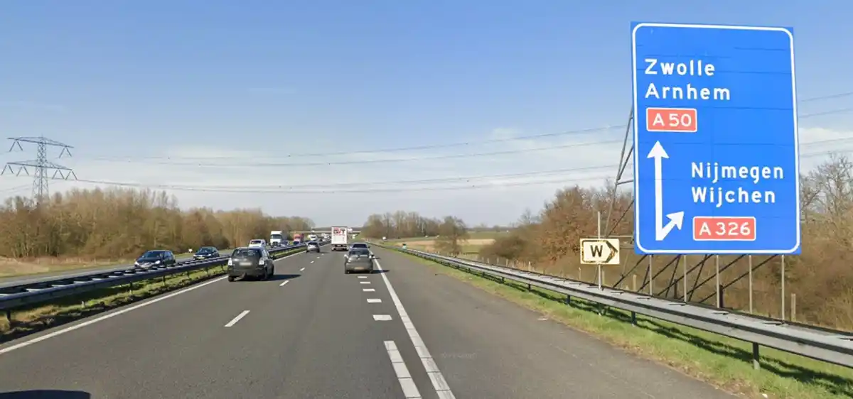 Image from Zijtaart.nl: *Nachtafsluitingen op de A50 tussen Veghel en knooppunt Bankhoef* Rijk...