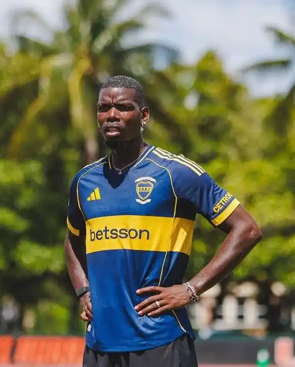 Image from Diego Yudcovsky | Mundial de Clubes: Paul Pogba con la de Boca 🇫🇷🔵🟡...