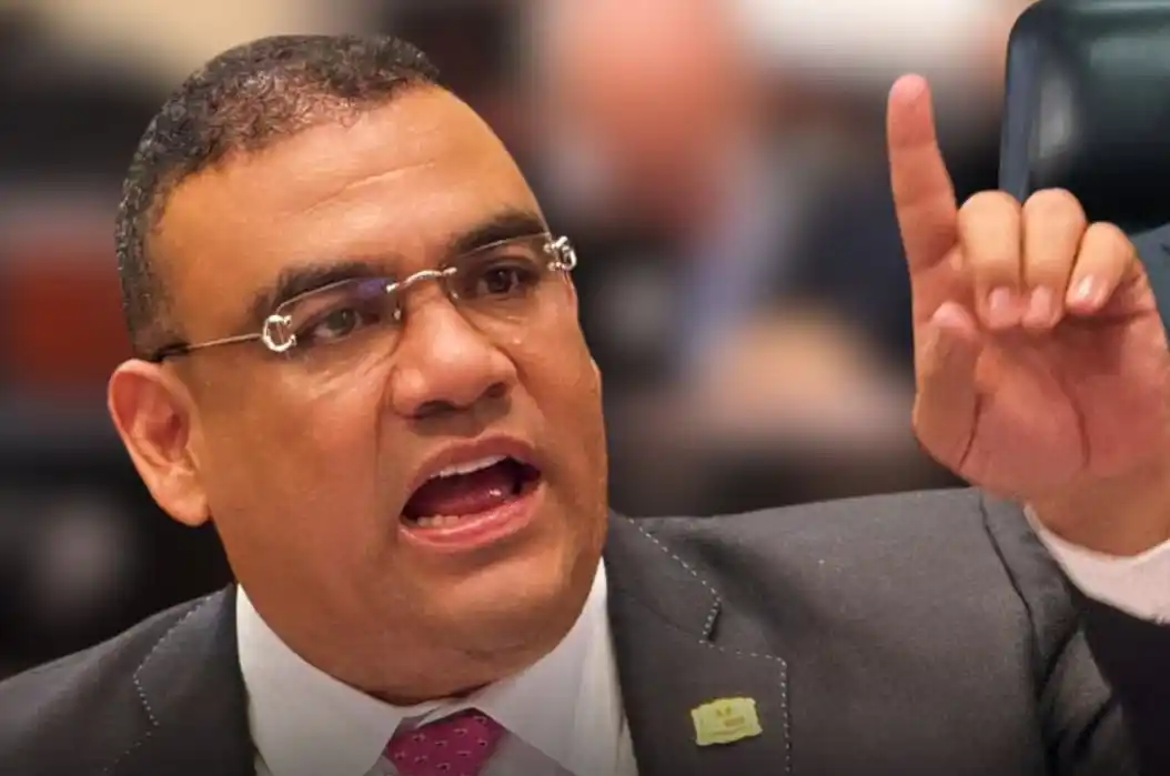 Image from Senador Antonio Correa: <a class="text-blue-500 hover:underline cursor-pointer" href="/hashtag...