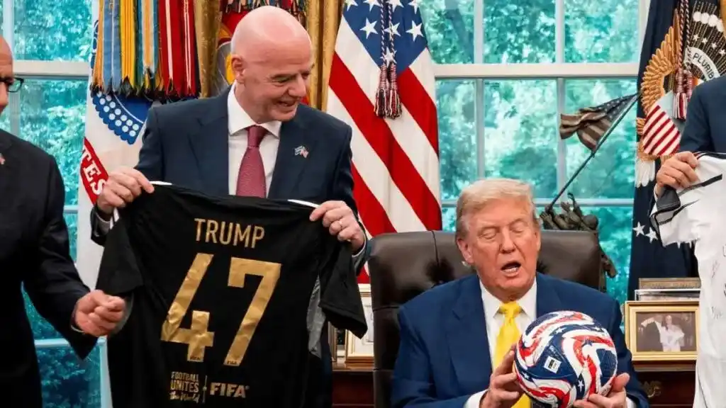 Image from Claro Sports: Infantino asegura que el Mundial de Clubes ‘fluye sin problemas’ pese ...