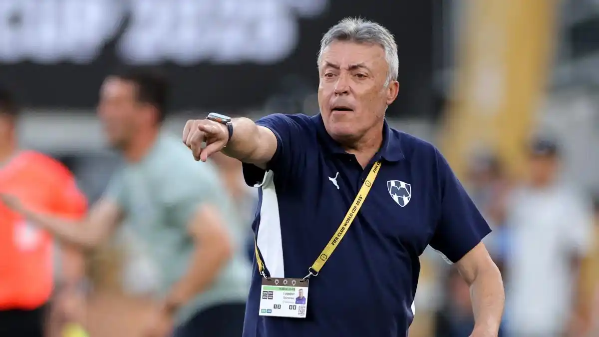 Image from Claro Sports: Torrent destacó la importancia de representar a la Liga MX en el Mundi...