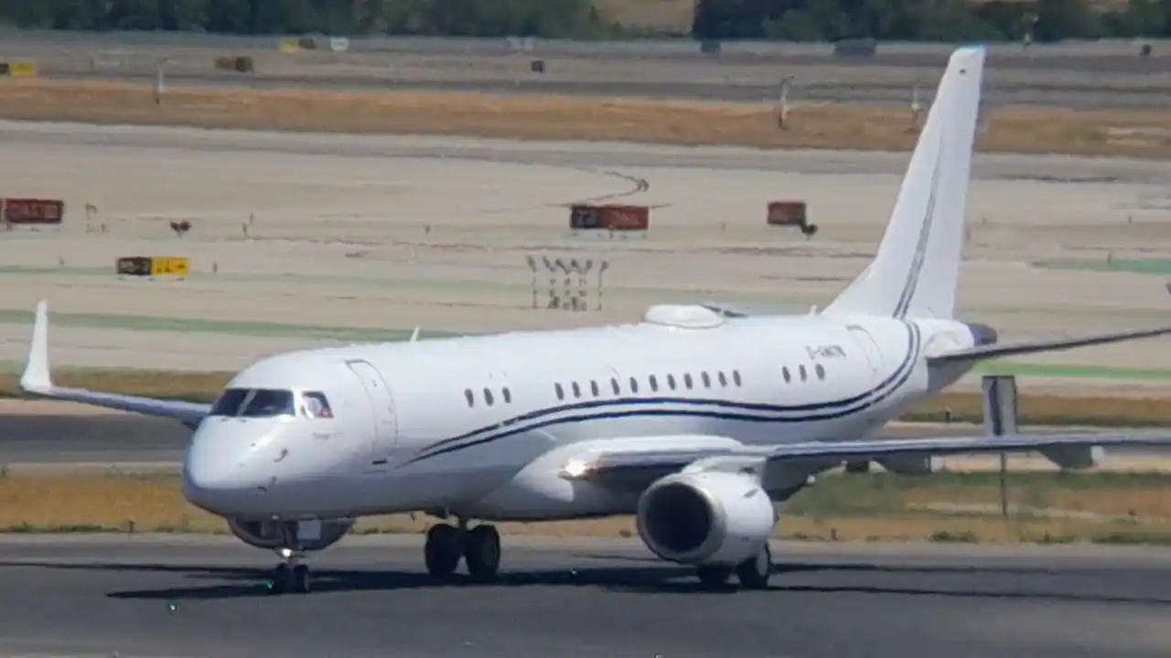 Image from Aereoshow/Aereonoticias: E190 de Vistajet ( D-AWOW ) en Madrid Barajas ( MAD )...