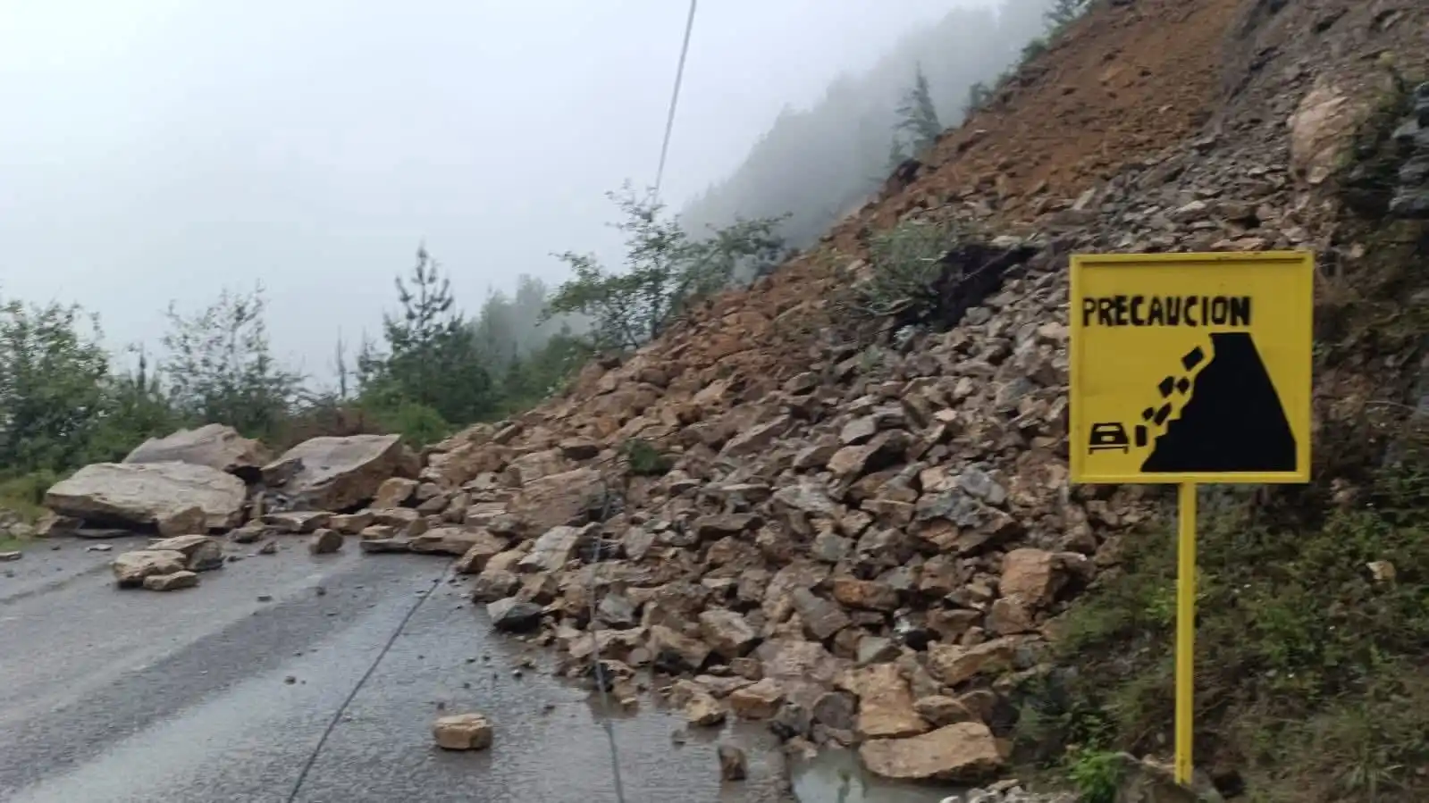 Image from Uno TV: ⬆️ *Galería de fotos muestra los estragos de 'Erick' México* ⛈️ El h...