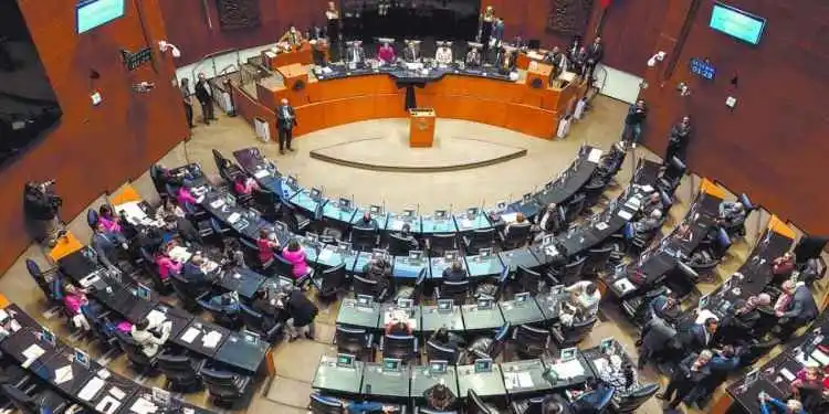 Image from Vox Populi Noticias: 📄💻🖲️Ley Nacional para Eliminar Trámites Burocráticos avanza en Sena...