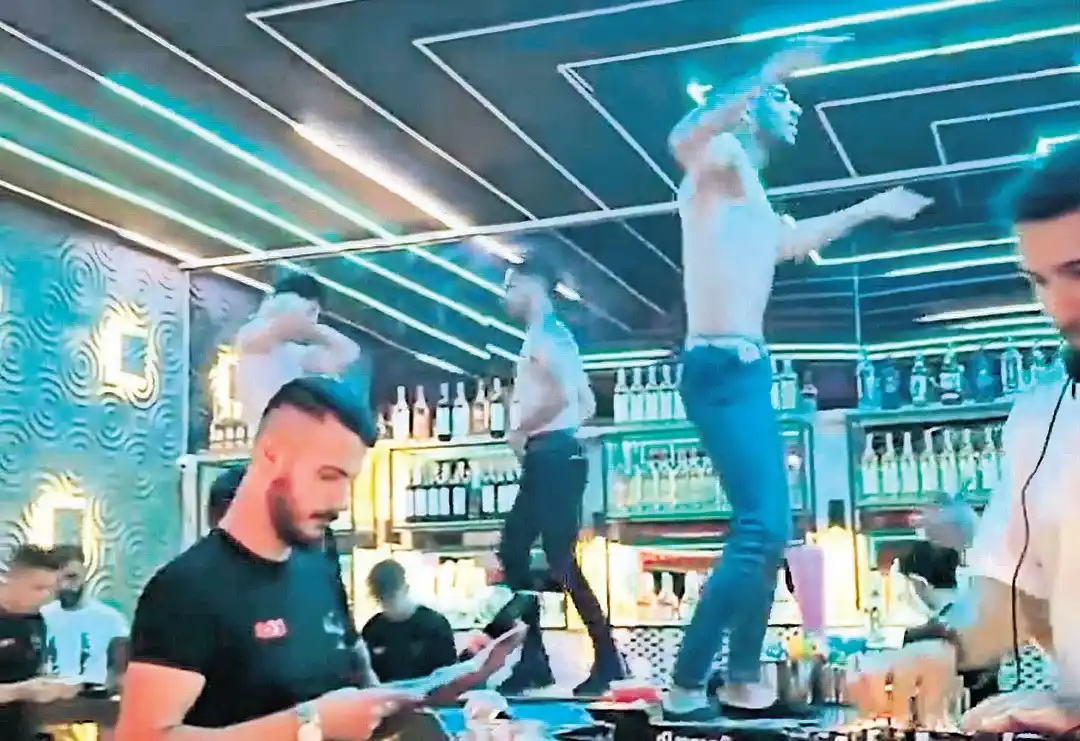 Image from Milliyet: 💥 Marmaris’te tuhaf danslarıyla tepki çeken 14 mekan kapatıldı! ▪️ ‘...