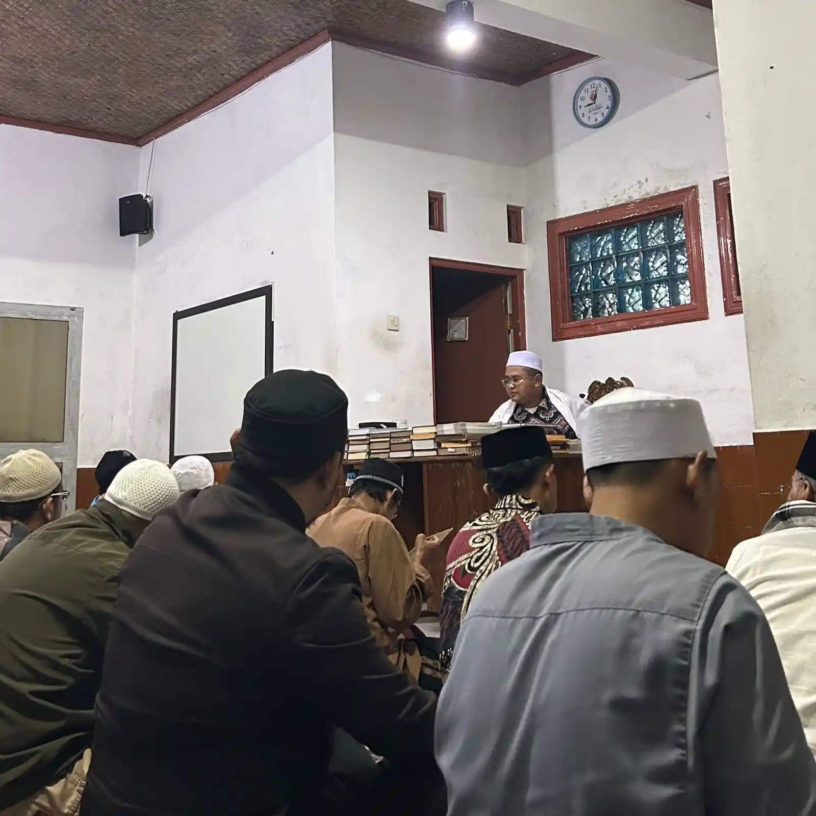 Image from zai: Nabi ﷺ pernah berkurban 100 ekor unta. Nabi sendiri yg langsung turun ...