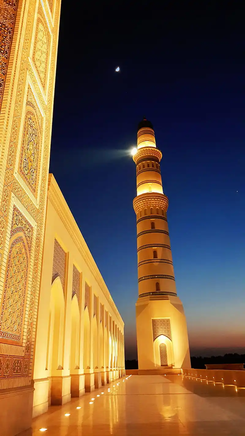 Image from واتساب عمان: 🇴🇲🇴🇲🇴🇲 *في أي ولاية هذا المعلم ؟ 77228299*...