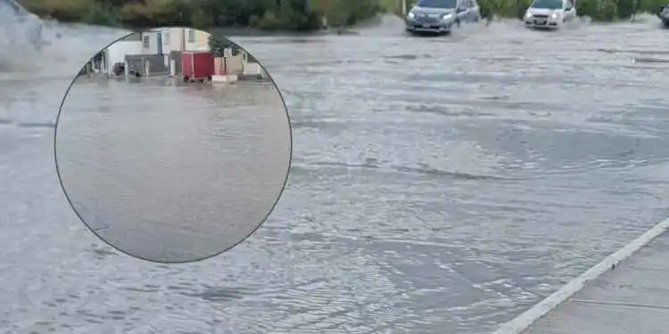 Image from Vox Populi Noticias: ⛈️🌧️😰Reportan inundaciones en varias zonas de Reynosa, Tamaulipas  L...