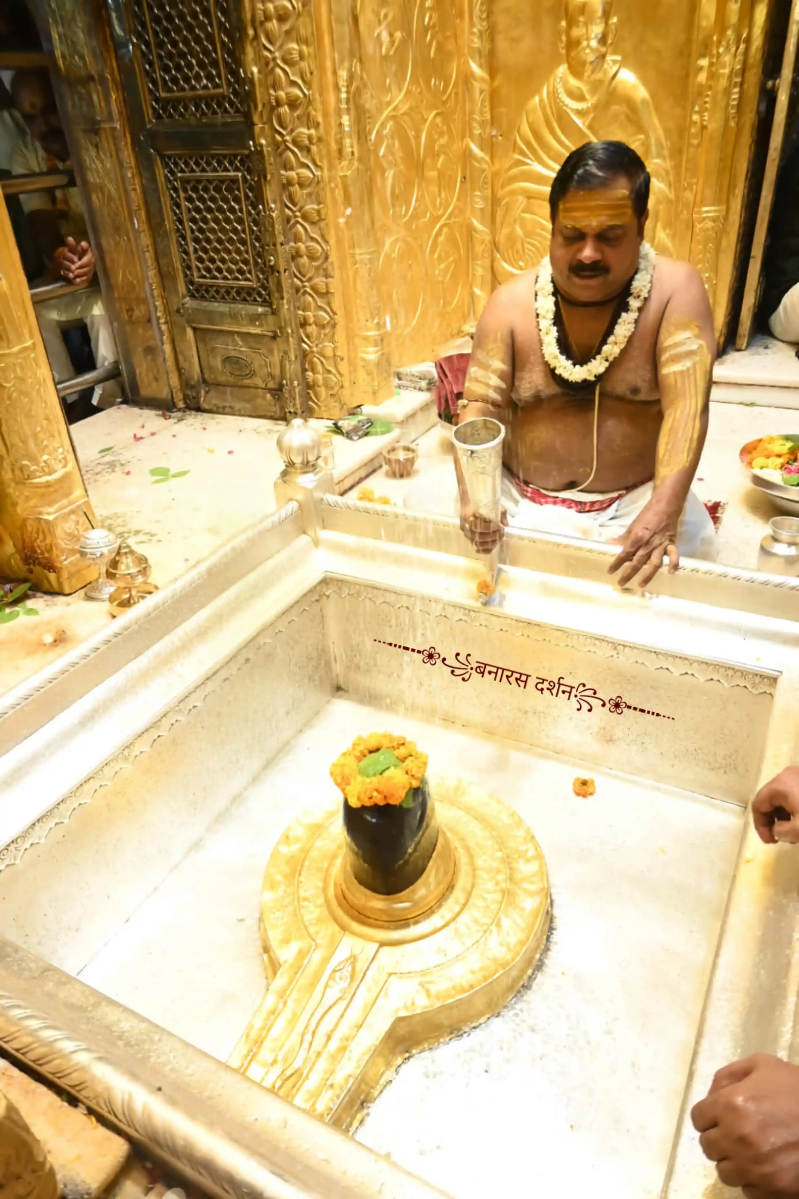 Image from 🛕🪔🌹बनारस दर्शन 🌹🪔🛕
🙏🪔🪔🌻🪷🌻🪔🪔🙏: *१९ जून २०२५ गुरूवार* *🙏🙏सुप्रभातम् - प्रणाम🙏🙏* ┈┉┅❀꧁बना...