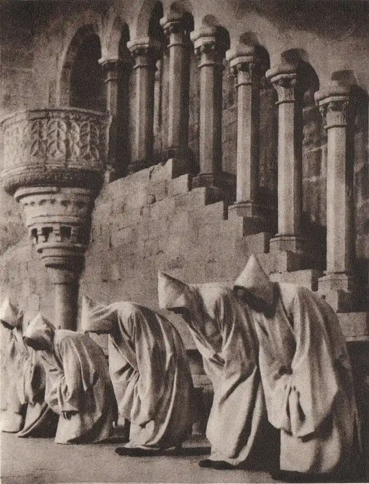Image from Æternus ☩: _*«Ai daqueles que morrem sem cumprir sua missão!* Que foram chamados ...