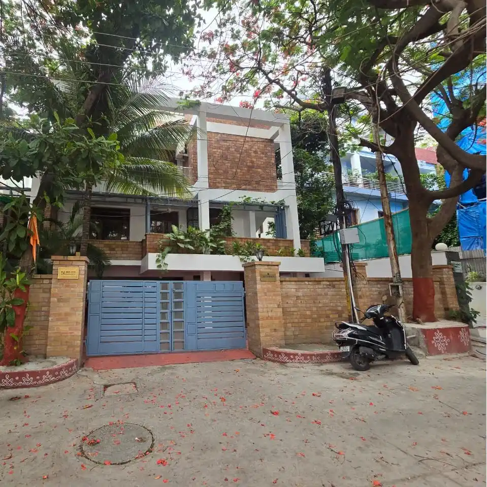 Image from ELIP PROPERTY: *Beautiful Independent House FOR Sale* BANJARA HILLS North Facing 3...