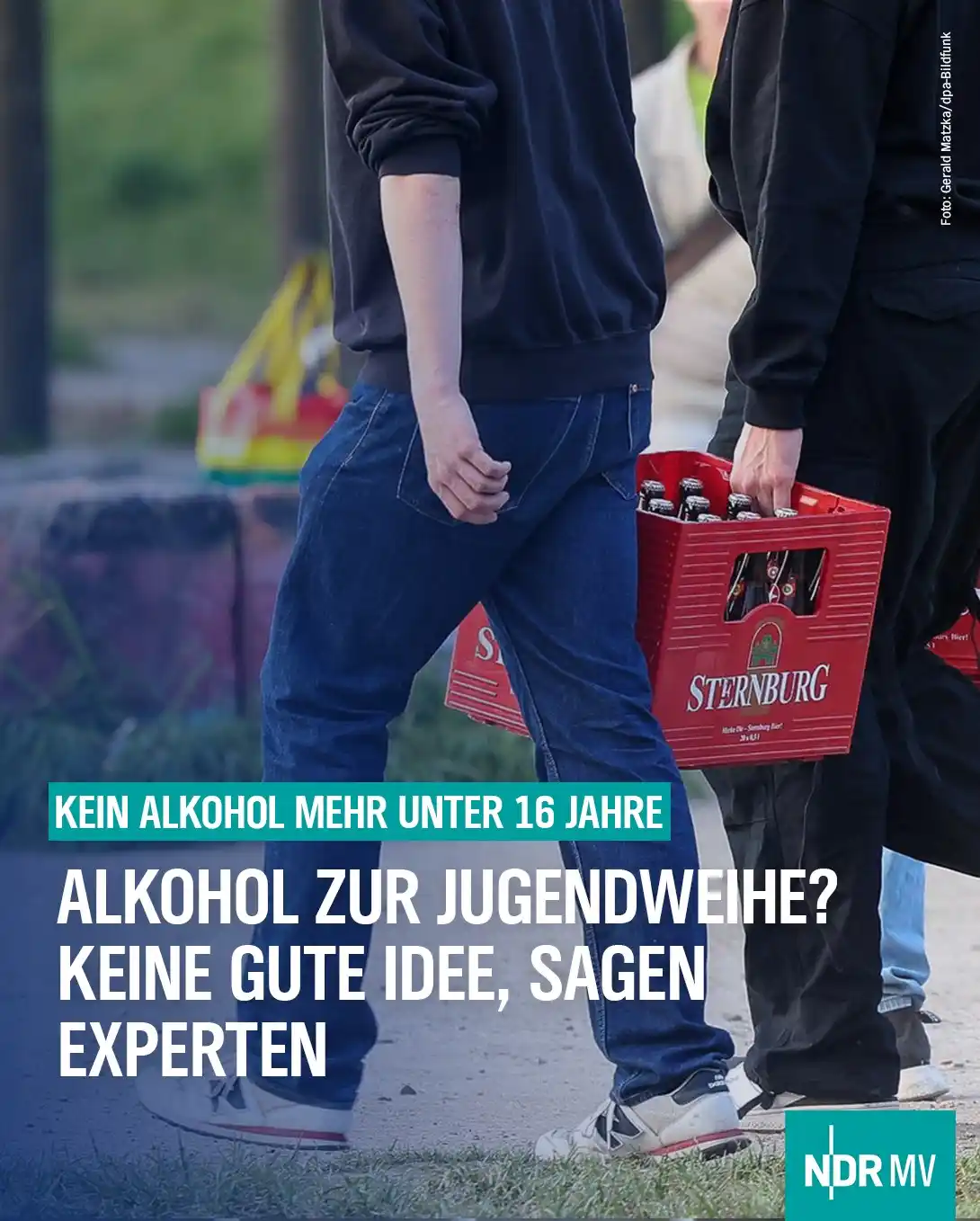 Image from NDR MV Nachrichten: 🍻Bisher dürfen Jugendliche ab 14 Jahren in Begleitung der Eltern in d...