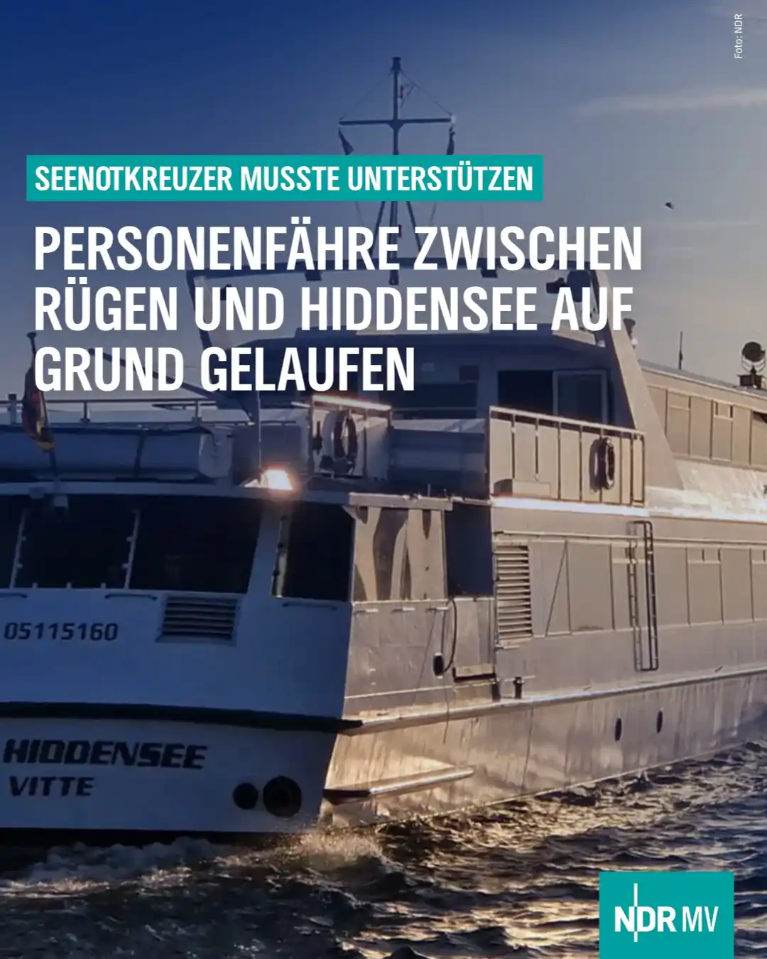 Image from NDR MV Nachrichten: 👉🏻 Die Fähre "Insel Hiddensee" war mit knapp 140 Menschen an Bord au...