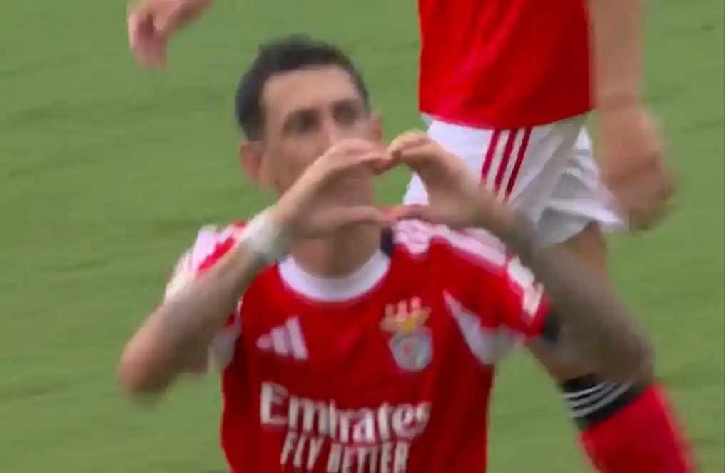 River Plate Fans post