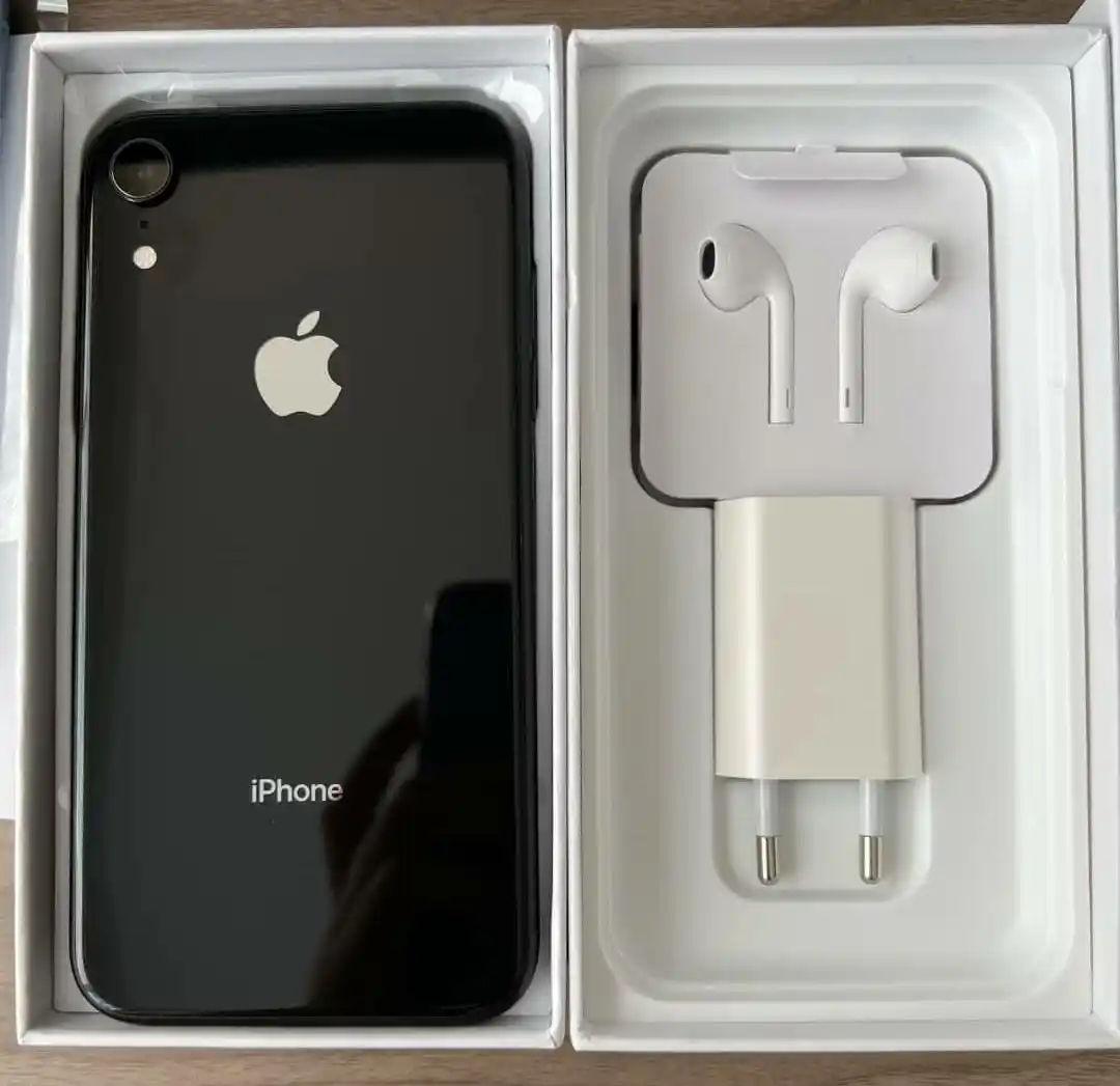 Image from JOES INVESTMENTS PHONES WHOLESALERS: IPhone XR 64GB $230 0774651300🔥...