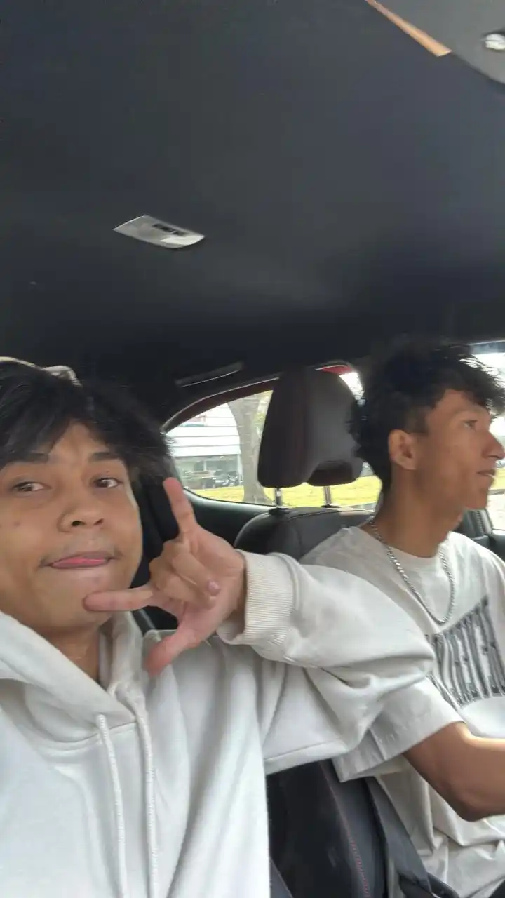 Asev Rocky post