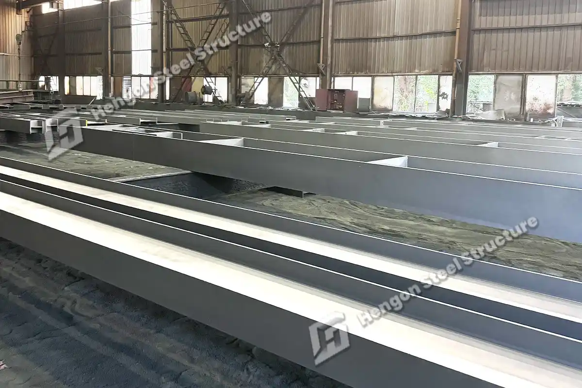 Image from Hengon Steel Structure: 🧰 Smart Construction with Prefab Steel Systems 📦 From factory produc...