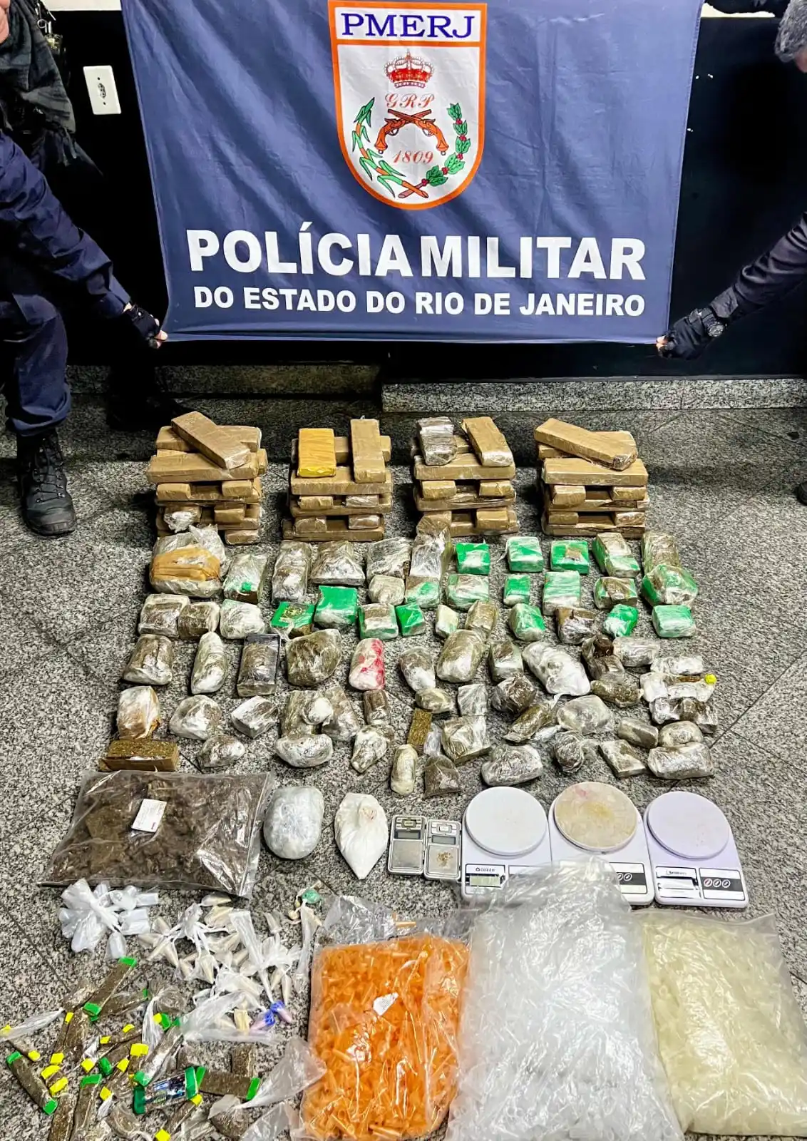 Image from ⭕️CNR-NOTICIAS DO RJ✔️: Equipes do <a class="text-blue-500 hover:underline cursor-pointer" hre...