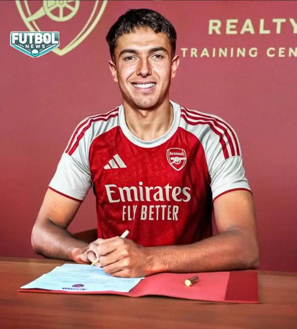 Image from 𝙁𝙐𝙏𝘽𝙊𝙇 𝙉𝙀𝙒𝙎                      CANAL OFFICIAL: 🚨 Exclusiva | Martín Zubimendi es nuevo jugador del Arsenal.  📝 El A...
