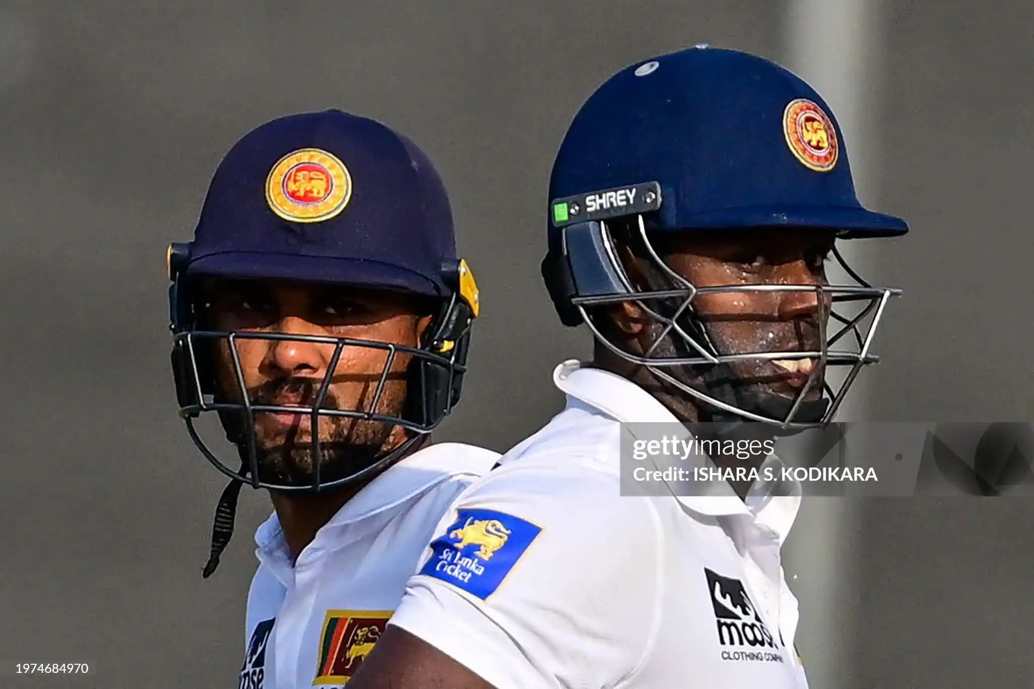 Image from 𝑺𝑳 𝑪𝑹𝑰𝑪 𝑰𝑵𝑭𝑶©🏏♥️🇱🇰: හොඳම යාලුවා වෙනුවෙන් උපරිමය කරපු චන්දි. 🥺❤️ ඇන්ජලෝ මැතිව්ස්ගේ 50 ස්...