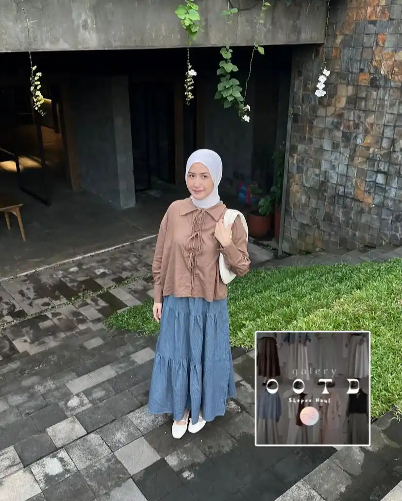 Image from  ִ𐙚 𝐆𝐚𝐥𝐞𝐫𝐲 𝐎𝐎𝐓𝐃  𝜗𝜚 ࣪˖ ִ♡ : Inspirasi Outfit Hangout With Bestie✨   🪷Hijab https://s.shopee.co.id...