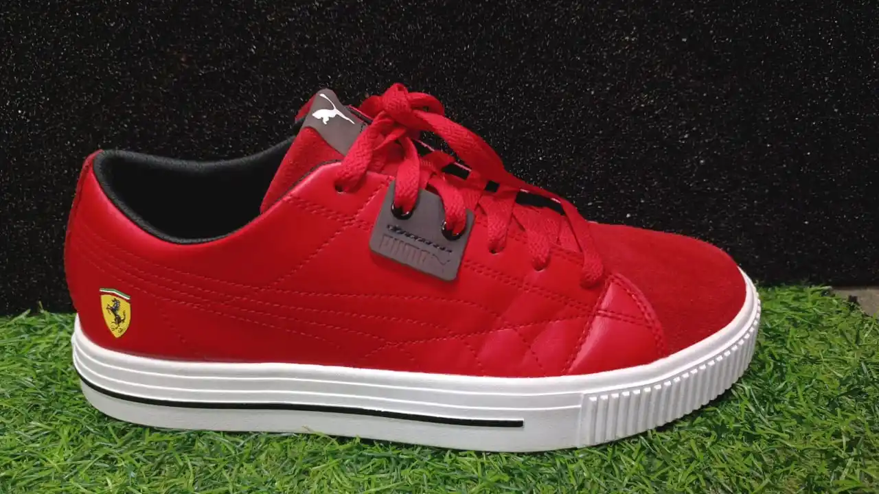 Image from Aaimz Enterprises: Puma Ferrari Ever Sneakers Size UK : 8.5 Mrp : 7,999 Offer Price : 1...