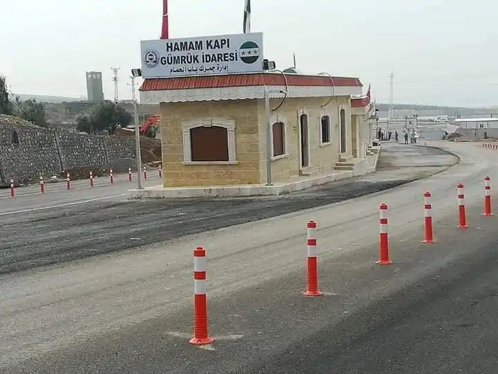 Image from روج افا الحدث .K: *عاجل: انسحاب قوات تركية من شمال سوريا عبر معبر حمام* في 20.06.2025،...