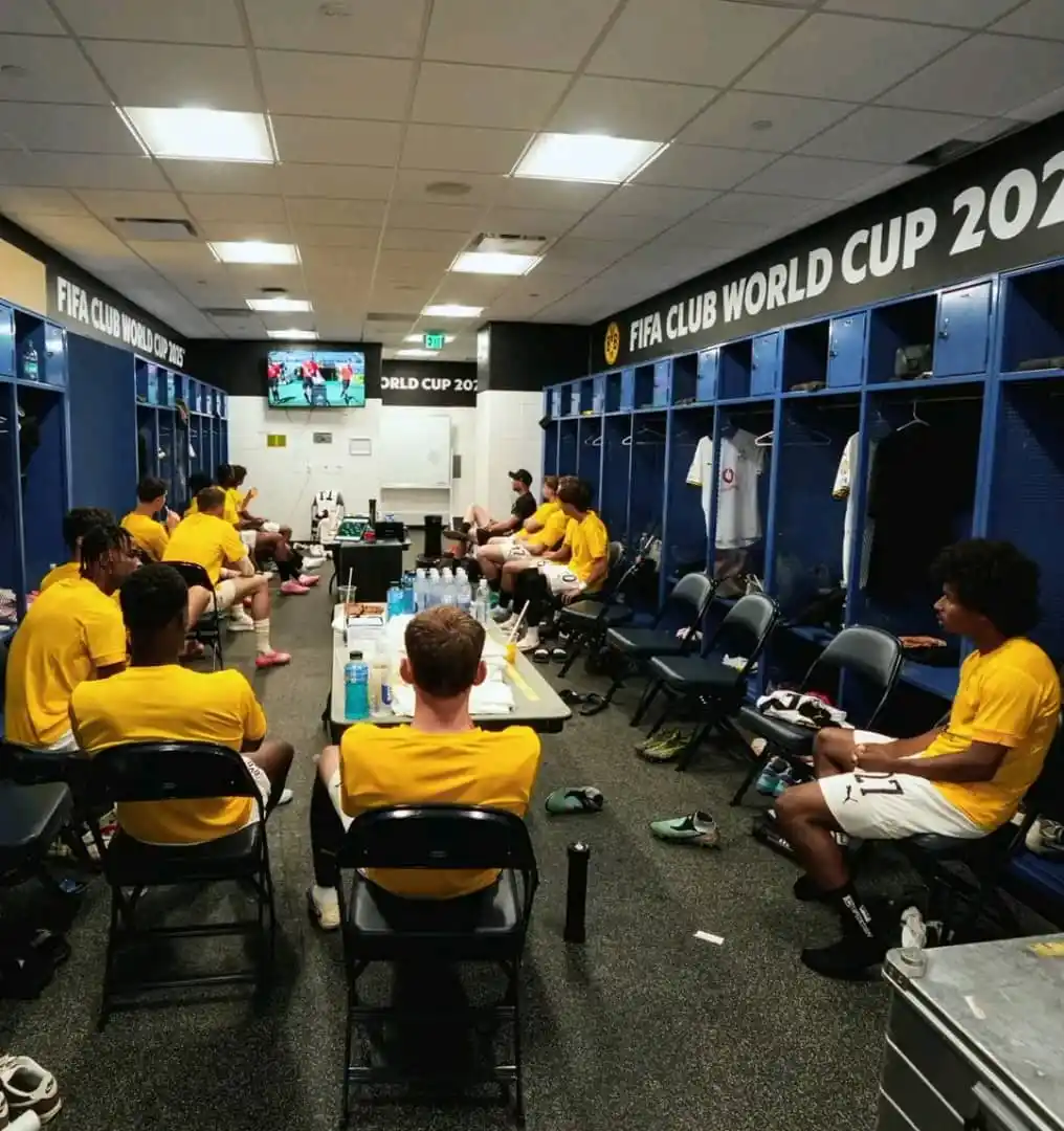 Image from Total Sports Live Official✅: Borussia Dortmund's bench is watching their Club World Cup match from ...
