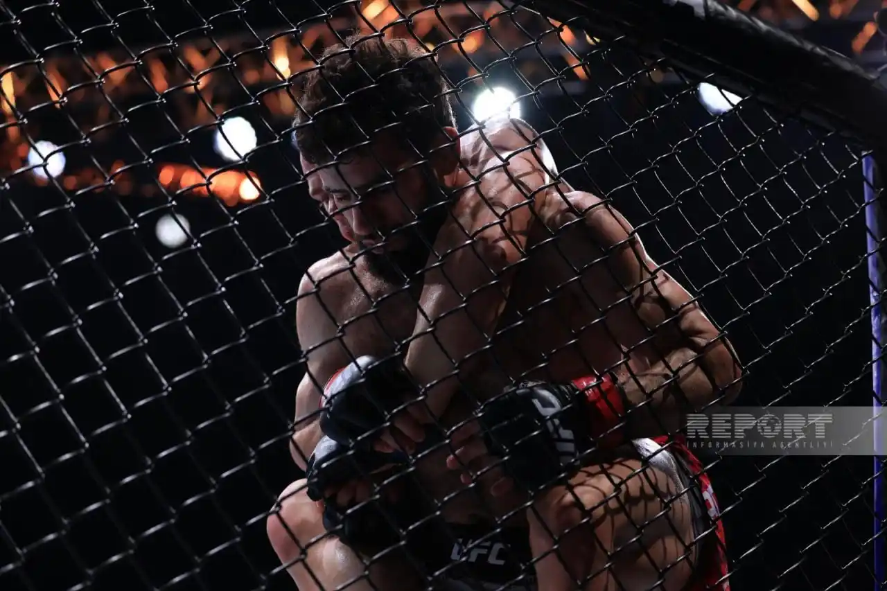 Image from BAKU TV: 🇦🇿 *“UFC Fight Night”: Nazim Sadıxov Bakıda braziliyalı rəqibini vax...