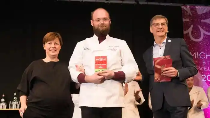 Image from VRT NWS: Het bekende restaurant Souvenir in Gent stopt ermee. "Gastronomie is p...