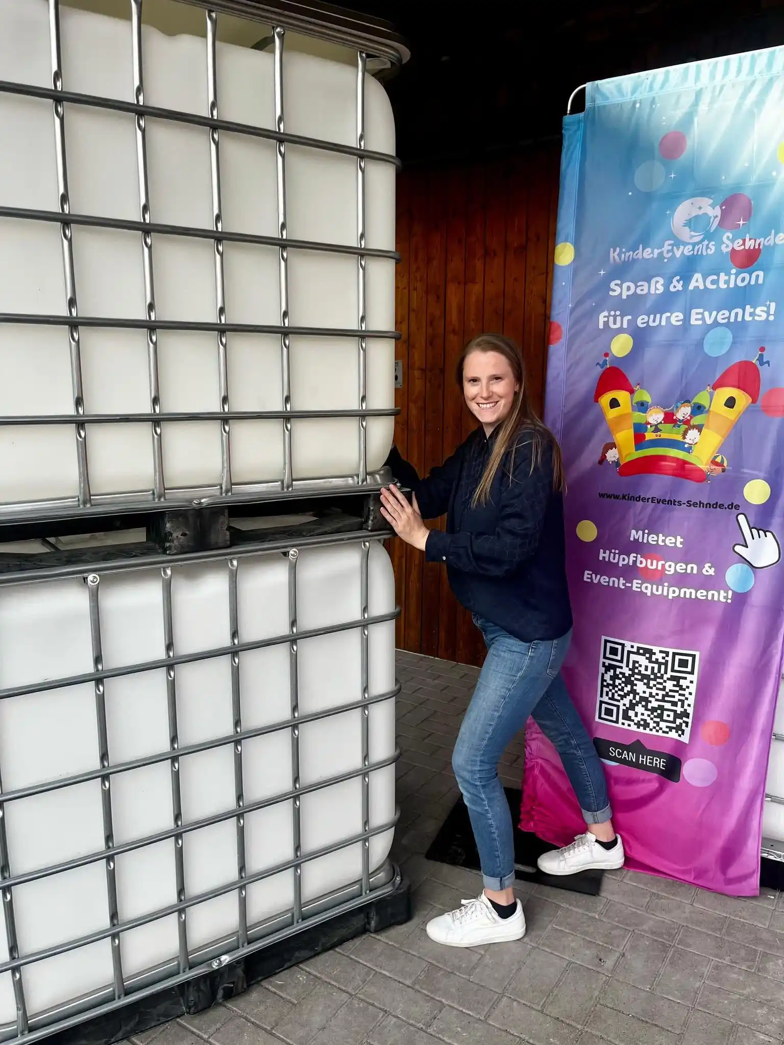 Image from KinderEvents Sehnde: 🔒💧 Kostenlose IBC-Barrieren für eure Veranstaltung! 🎪🚧  Sicherheit...