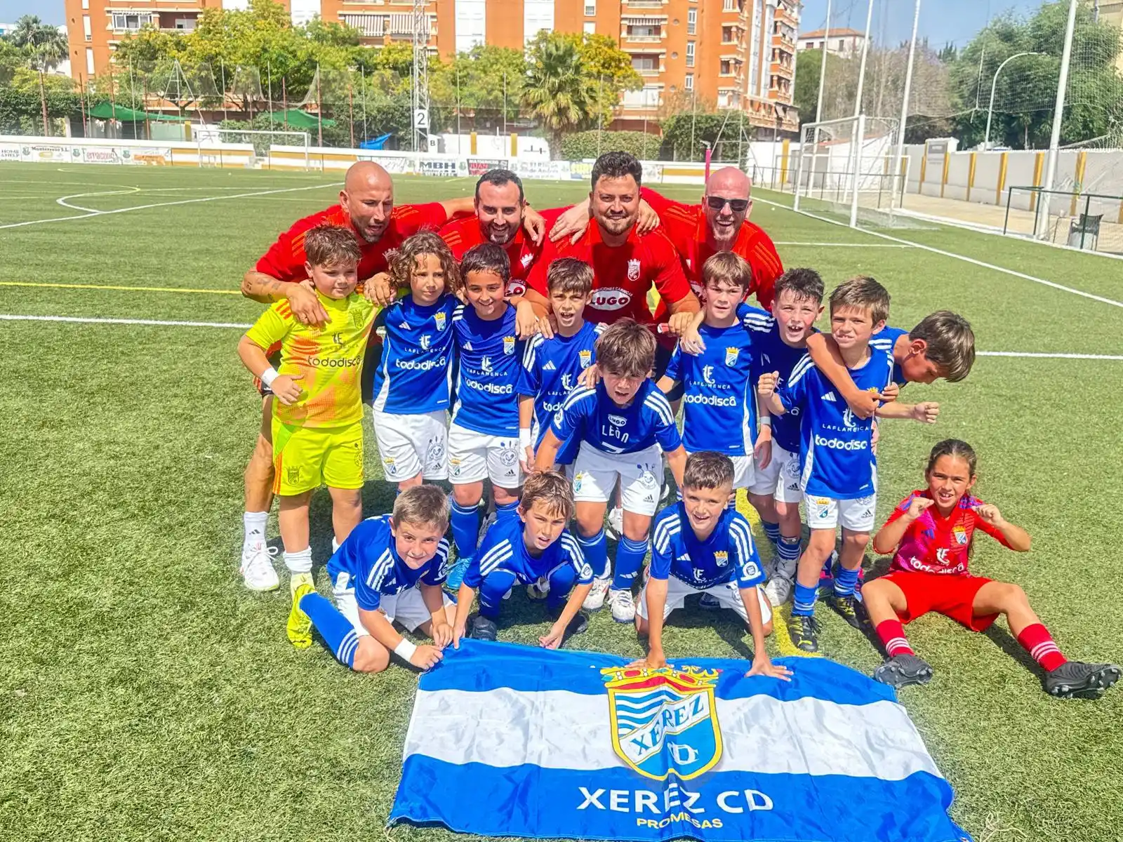 Image from Xerez Club Deportivo: PROMESAS | 👏🏻🏆💙 ¡El <a class="text-blue-500 hover:underline curso...