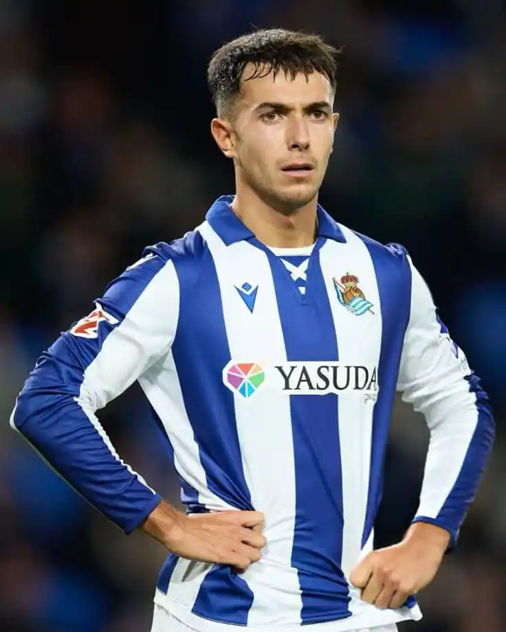 Image from Kataloniya Ve Madrid: 🚨 REALDA BÖYÜK HƏMLƏ! ⚪⚫ Real Madrid, yay transfer pəncərəsində “ağıl...