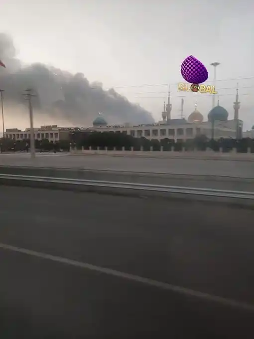 Image from Voice of People: *🚨اسرائیل کا تہران میں ایران کے پہلے سپریم لیڈر آیت اللہ روح اللہ خم...