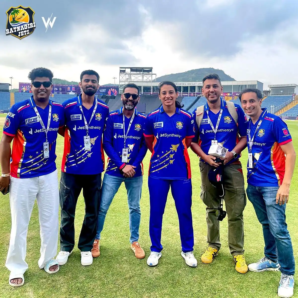 Image from Ratnagiri Jets: The B̶a̶n̶d̶a̶n̶a̶ Mandhana gang 👌📸...