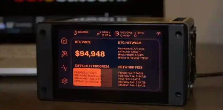 Image from CriptoNoticias: ⚡️ El Bitaxe Touch, un mini ASIC de código abierto para minar Bitcoin ...